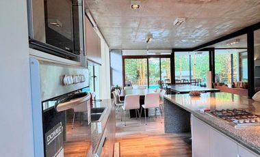 Venta - Casa 4 ambientes - Costa Esmeralda