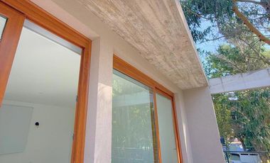 Venta - Casa 4 ambientes - Costa Esmeralda