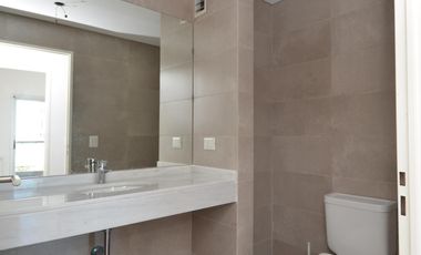 Luminoso 3 ambientes  en esquina