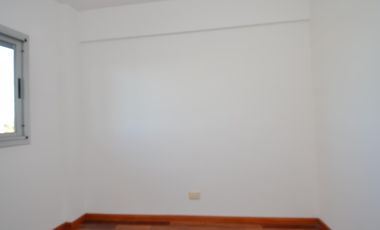 Luminoso 3 ambientes  en esquina