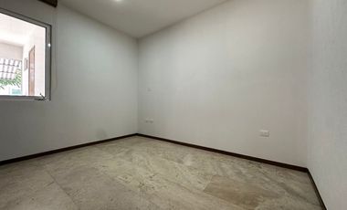 Casa seminueva en Lomas de Angelópolis 2