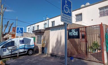 Dúplex en venta - 3 Dormitorios 1 Baño - Cochera - 128Mts2 - Monte Grande