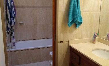 Casa en venta - 3 Dormitorios 2 Baños 1 Cochera - 400Mts2 - Médanos, Villarino