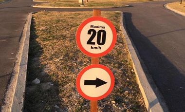 Terreno en venta - 619.32mts2 - Barrio San Simón, Canning