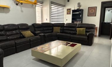 CASA EN VENTA EN VALLE PONIENTE