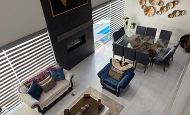 CASA EN VENTA EN VALLE PONIENTE