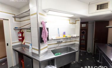 Venta Local Fondo de Comercio - Villa Luzuiaga