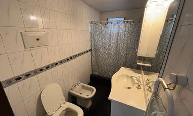 Casa en venta - 4 Dormitorios 3 Baños - 2.700Mts2 - Moreno