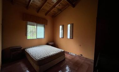 Casa en venta - 4 Dormitorios 3 Baños - 2.700Mts2 - Moreno