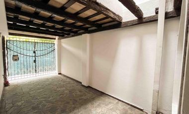 PH en venta - 4 Dormitorios 2 Baños - 162mts2 - La Plata