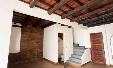 PH en venta - 4 Dormitorios 2 Baños - 162mts2 - La Plata