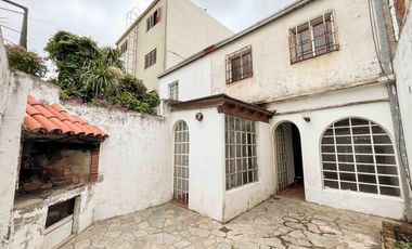 PH en venta - 4 Dormitorios 2 Baños - 162mts2 - La Plata