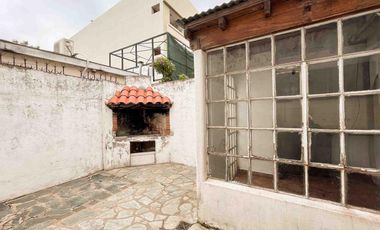 PH en venta - 4 Dormitorios 2 Baños - 162mts2 - La Plata