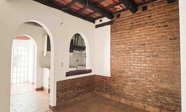 PH en venta - 4 Dormitorios 2 Baños - 162mts2 - La Plata