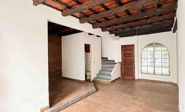 PH en venta - 4 Dormitorios 2 Baños - 162mts2 - La Plata