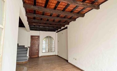 PH en venta - 4 Dormitorios 2 Baños - 162mts2 - La Plata