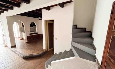 PH en venta - 4 Dormitorios 2 Baños - 162mts2 - La Plata