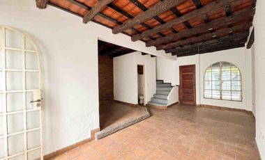 PH en venta - 4 Dormitorios 2 Baños - 162mts2 - La Plata