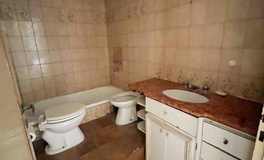 PH en venta - 4 Dormitorios 2 Baños - 162mts2 - La Plata