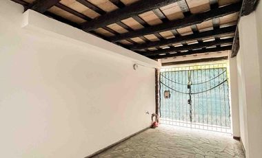 PH en venta - 4 Dormitorios 2 Baños - 162mts2 - La Plata