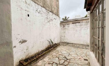 PH en venta - 4 Dormitorios 2 Baños - 162mts2 - La Plata