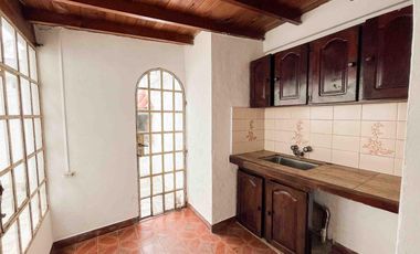 PH en venta - 4 Dormitorios 2 Baños - 162mts2 - La Plata