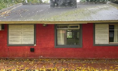 Casa en venta - 2 Dormitorios 2 Baños - 500mts2 - Merlo