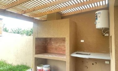 Dúplex en venta - 2 Dormitorios 2 Baños - Cochera - 238Mts2 - Pilar