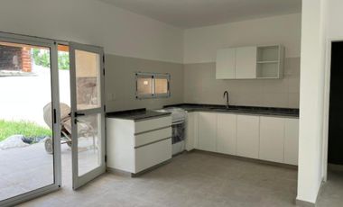 Dúplex en venta - 2 Dormitorios 2 Baños - Cochera - 238Mts2 - Pilar