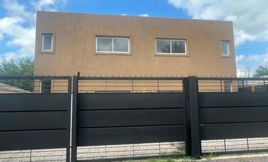 Dúplex en venta - 2 Dormitorios 2 Baños - Cochera - 238Mts2 - Pilar