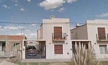 Dúplex en venta - 2 Dormitorios 1 Baño - Cochera - 200Mts2 - Saladillo