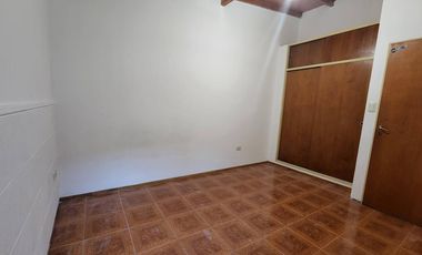 PH en ALQUILER - Santos Lugares