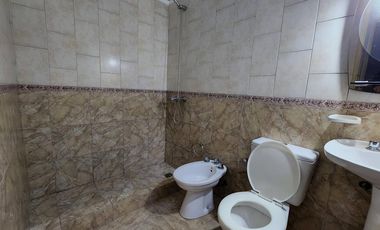 PH en ALQUILER - Santos Lugares