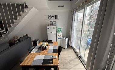 Departamento en Venta, Almagro, 2 ambientes, Duplex con Balcon al Frente