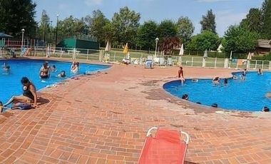 Casa en venta - 2 Dormitorios 1 Baño - 100Mts2 - Loma Verde