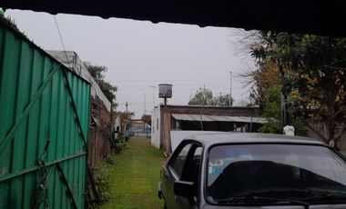 Casa en venta - 2 Dormitorios 2 Baños - Cochera - 500Mts2 - Florencio Varela