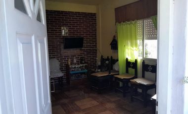 Casa en venta - 2 Dormitorios 2 Baños - Cochera - 500Mts2 - Florencio Varela