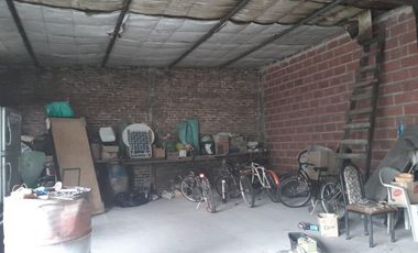 Casa en venta - 2 Dormitorios 2 Baños - Cochera - 500Mts2 - Florencio Varela