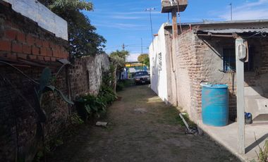 Casa en venta - 2 Dormitorios 2 Baños - Cochera - 500Mts2 - Florencio Varela