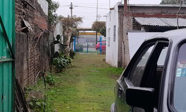 Casa en venta - 2 Dormitorios 2 Baños - Cochera - 500Mts2 - Florencio Varela