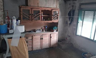 Casa en venta - 2 Dormitorios 2 Baños - Cochera - 500Mts2 - Florencio Varela