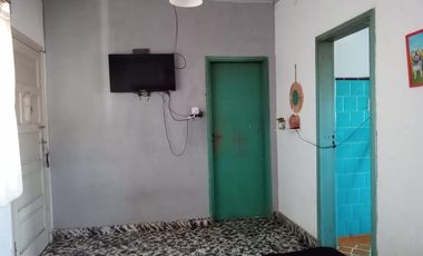 Casa en venta - 2 Dormitorios 1 Baño - 357Mts2 - Lezama