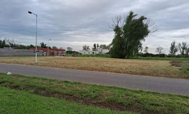 Terreno en venta - 904mts2 -  Pilar