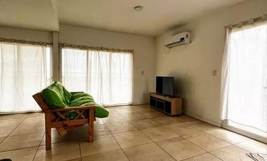 Casa en venta - 2 Dormitorios 2 Baños - Cocheras - 160Mts2 - Neuquén