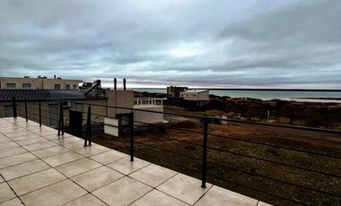 Casa en venta - 2 Dormitorios 2 Baños - Cocheras - 160Mts2 - Neuquén