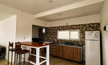 Casa en venta - 2 Dormitorios 2 Baños - Cocheras - 160Mts2 - Neuquén