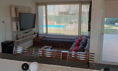 Casa en venta - 3 Dormitorios 3 Baños - 560Mts2 - Villa Nueva, Córdoba