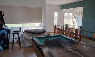 Casa en venta - 3 Dormitorios 3 Baños - 560Mts2 - Villa Nueva, Córdoba