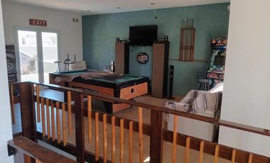 Casa en venta - 3 Dormitorios 3 Baños - 560Mts2 - Villa Nueva, Córdoba