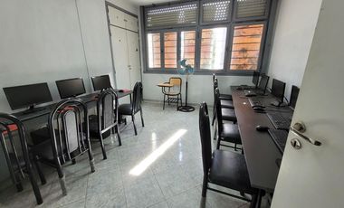 Salon en planta alta - Morón